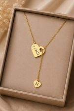 ⁦Personalized Heart Necklace with Date & Initial⁩ - الصورة ⁦5⁩